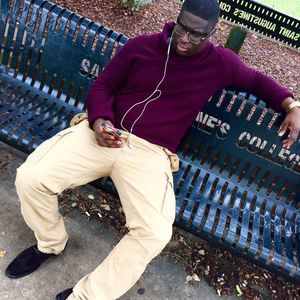 Meet your Posher, Avery